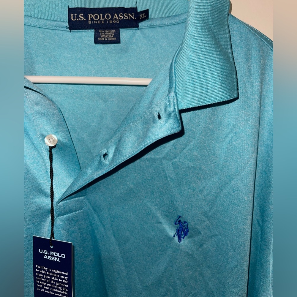 Men’s t-shirt polo, with tags still on